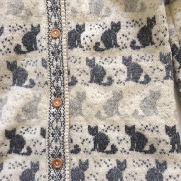 Wool Cat Design Cardigan. Women’s  Size Large. - Picture 10 of 10